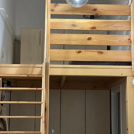 דירה Belvarosi Lakas, Ingyenes Parkolassal *