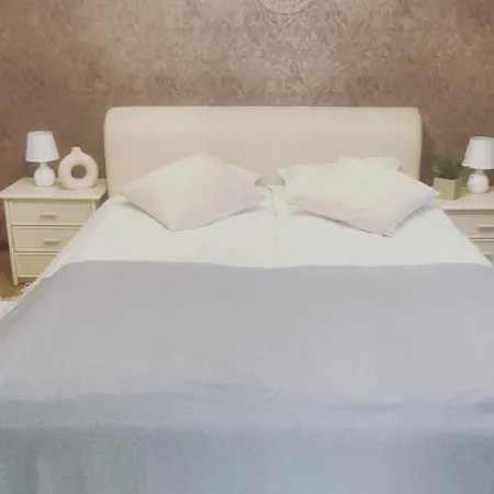 Belvarosi Lakas, Ingyenes Parkolassal *