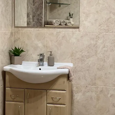 Belvarosi Lakas, Ingyenes Parkolassal דירה *